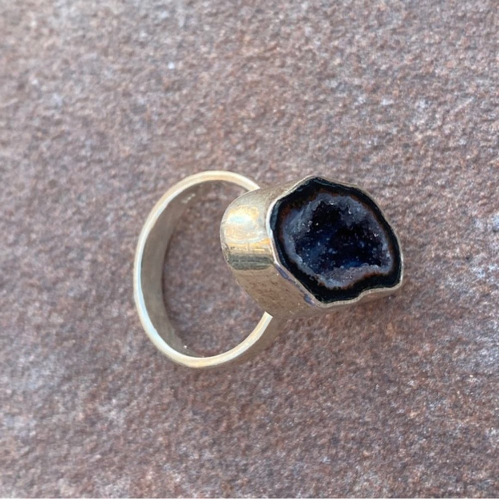 Geode Ring Size 7.5 - Picture 3 of 7